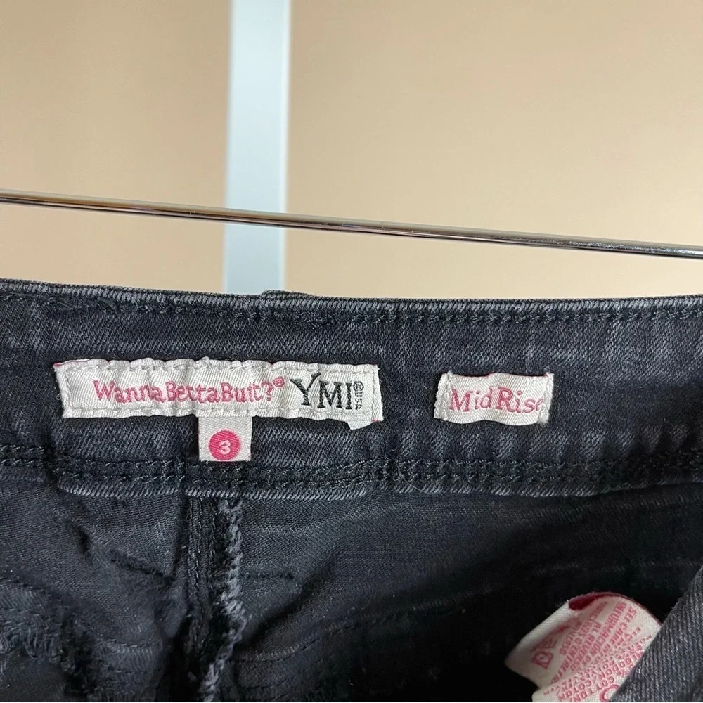 YMI Size 3 Distressed Raw Hem Dark Black Beachy Grunge Skater Streetwear Skinny